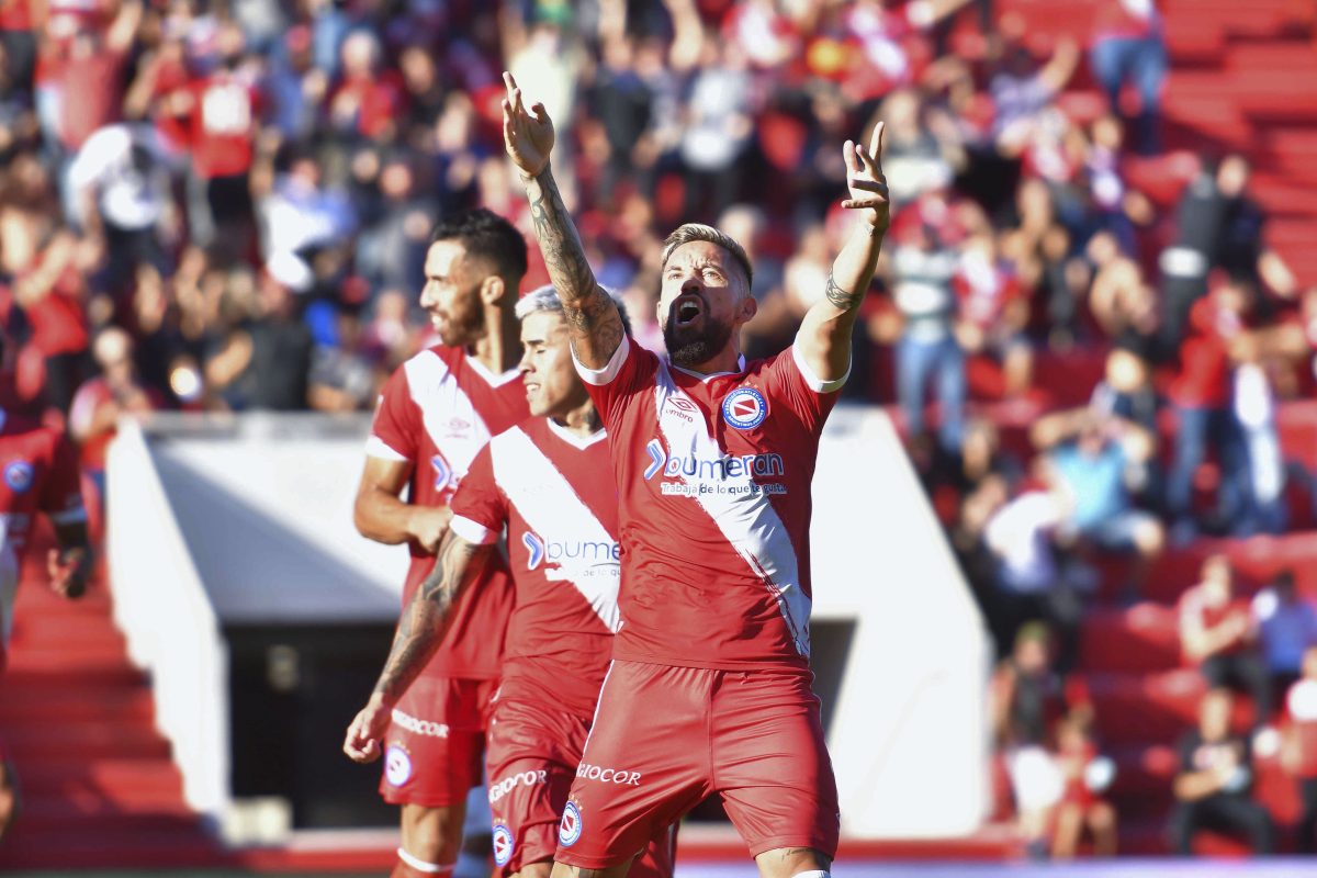 Argentinos clasificó cuarto y será rival de Estudiantes.