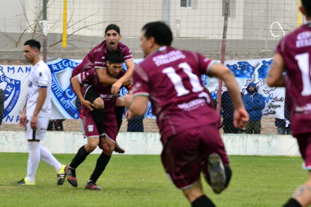 El Grana festejó en el clásico contra Atlético. (Foto: Néstor Salas)