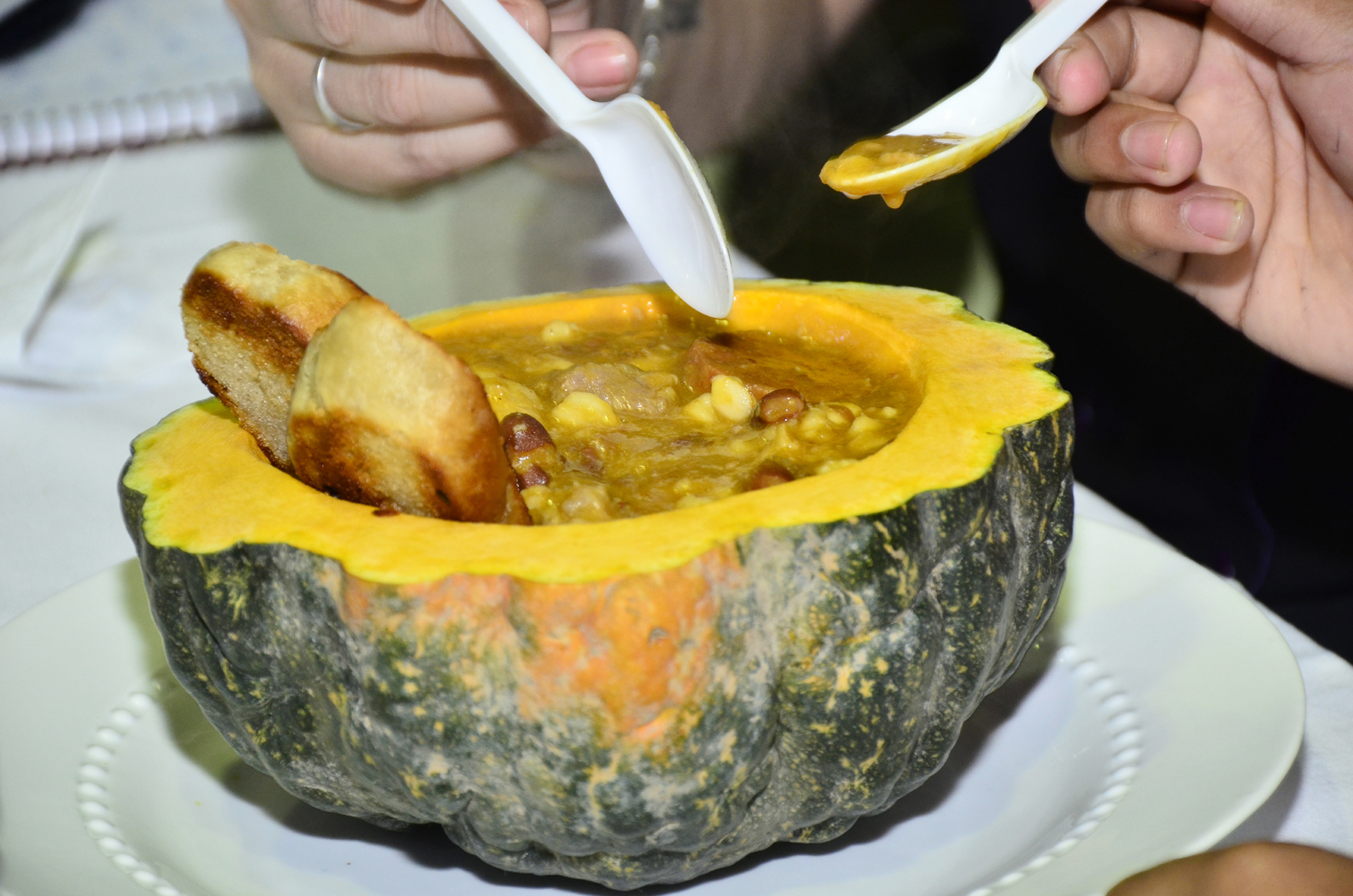 Un jurado definirá cuál es el mejor plato de locro y otorgará premios en efectivo para las instituciones.
