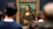 Imagen de Increíble: atacaron a «La Gioconda» en el museo del Louvre