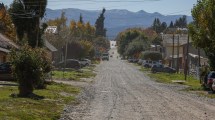 Imagen de Bariloche: millonario plan de asfaltado para los accesos de los barrios del Este y Oeste