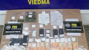 Secuestran cocaína, marihuana y dinero durante un allanamiento en una vivienda de Viedma