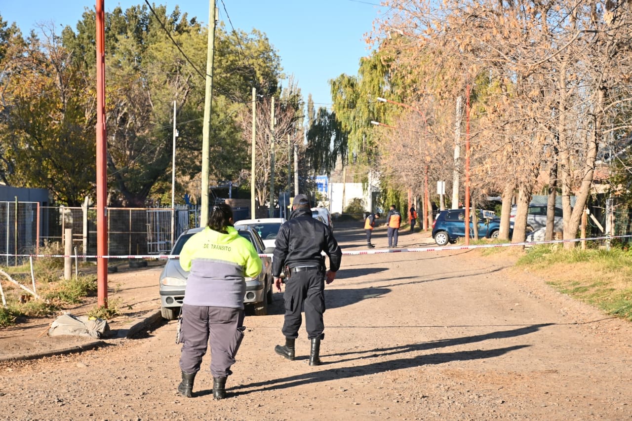 Amenaza de bomba en el Colegio Estación Limay. 