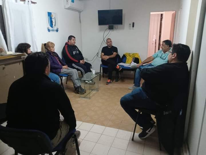 La comisión directiva de Soyem se reunió a debatir acerca del reclamo. Foto: Gentileza.  
