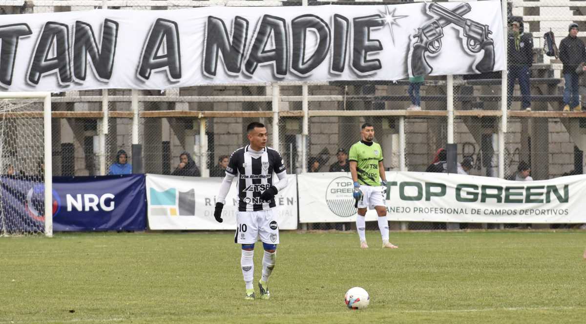 Fernández, otro más que deja Cipo. (Foto: Archivo Flor Salto)