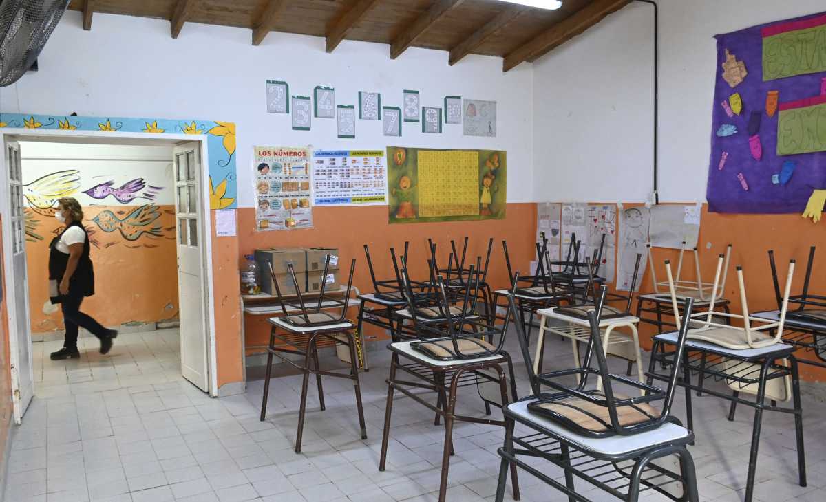 La Provincia busca quién se ocupe del mantenimiento de las escuelas en las principales ciudades de Río Negro. Archivo