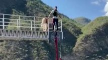 Imagen de Video: la estremecedora caída de un joven que practicaba bunjee jumping en Salta