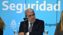 Imagen de Aníbal Fernández: al Presidente «no lo van a apretar con declaraciones estúpidas»