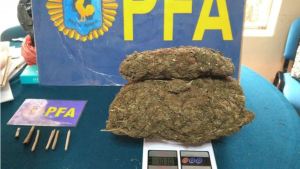 Estudiantes escondían un kilo de marihuana en un locker del colegio