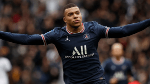 Un millón de euros por semana: la última oferta del PSG para retener a Mbappé