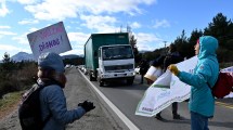 Imagen de Hospitalarios de Bariloche analizan cortes de ruta e instalar una carpa en el Centro Cívico