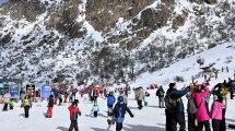 Imagen de Tras dos años, vuelve el Esquí Escolar para estudiantes de Bariloche