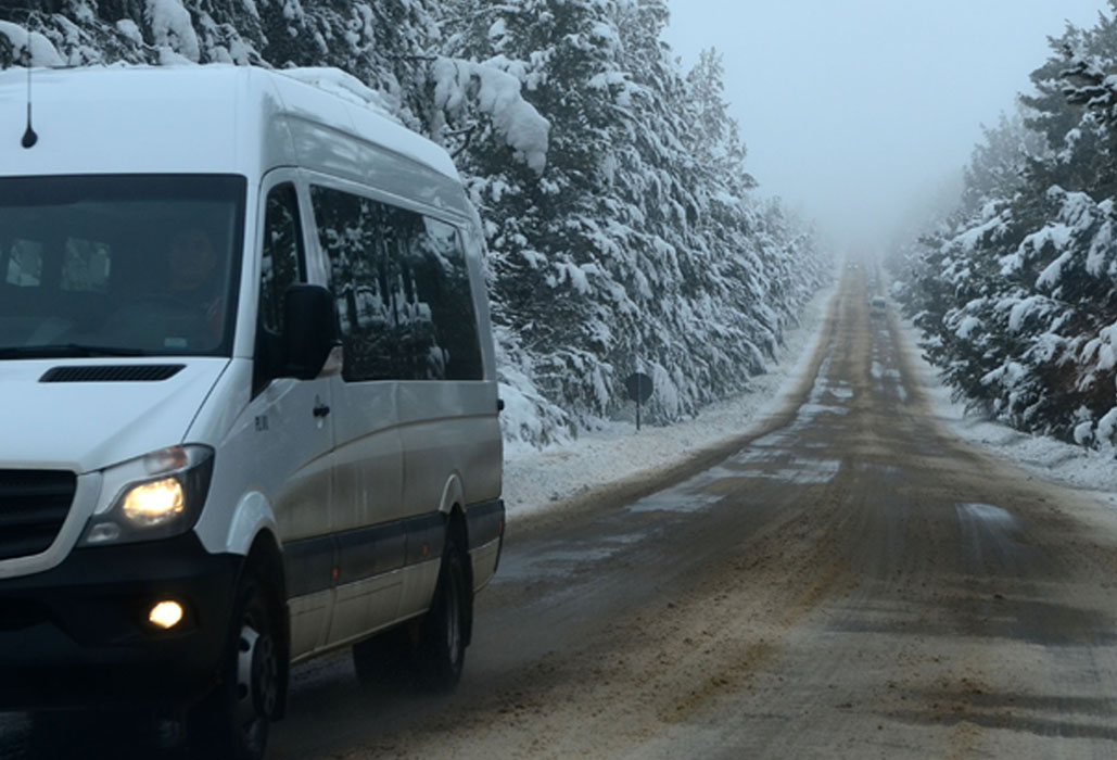 En la ruta 40 entre Bariloche y El Bolsón hay zonas con hielo. Se esperan nevadas para las próximas horas. Archivo