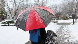 Intensas lluvias y nieve: las alertas para este jueves y qué pasa en el Alto Valle de Neuquén y Río Negro