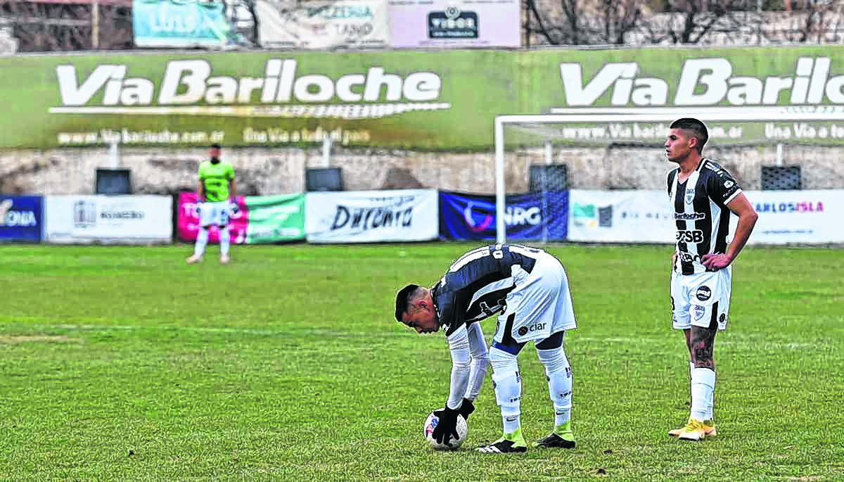 Cipo vuelve a La Visera en un momento caliente. Reforzarán la seguridad por temor a incidentes. (Foto: Florencia Salto)