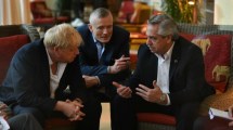 Imagen de Cumbre del G7: Tenso encuentro entre Alberto Fernández y Boris Johnson por Malvinas