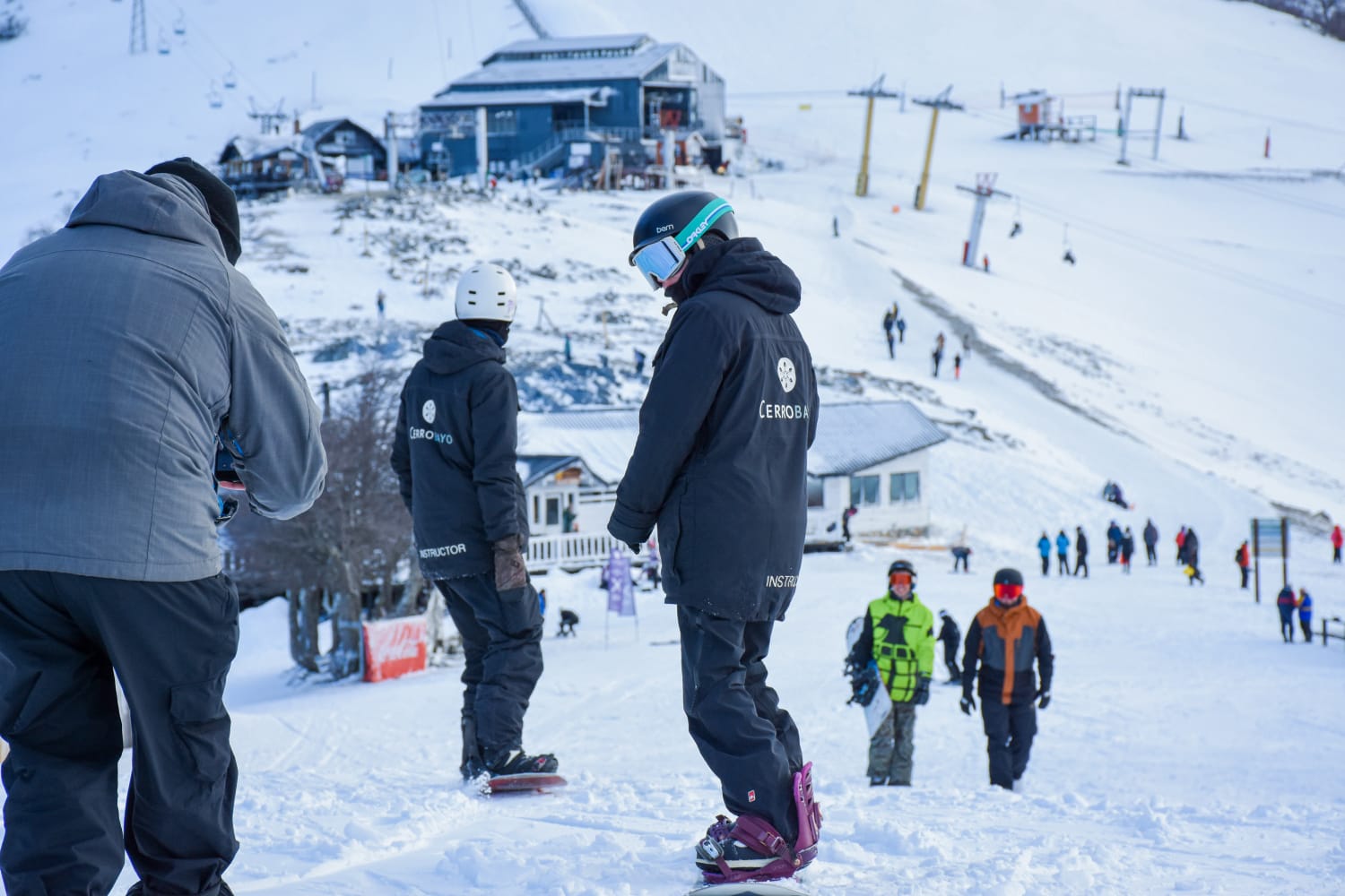 El accidente que produjo el desprendimiento de una góndola de una telecabina en cerro bayo, ocurrió antes de la apertura al público. Imagen ilustrativa