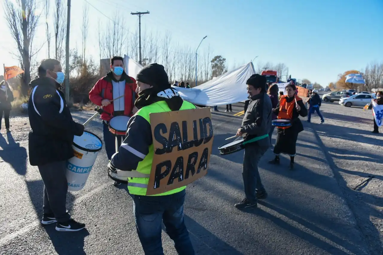 Los trabajadores de la Salud vuelven a la ruta 22. Habrá cortes intermitentes. (foto: archivo)