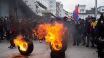 Imagen de Ecuador en llamas: grupos indígenas marchan en todo el país y llevan nueve días de paro