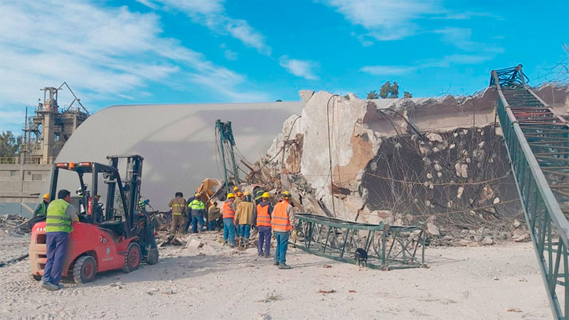 El impresionante bloque de hormigón que cayó sobre el trabajador. 