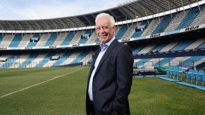 Víctor Blanco quiere que Juanfer Quintero siga en Racing: «La idea es retenerlo»