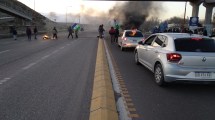 Imagen de Rurales levantaron el corte en la Ruta 22 sin tener definiciones por la paritaria de poda