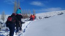 Imagen de El impresionante operativo para que una nena llegue al hospital, en medio de kilómetros de nieve