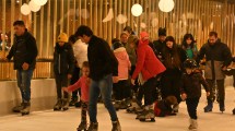 Imagen de Vacaciones de invierno: demoras y largas filas en una Bariloche desbordada