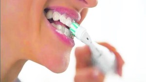 Cinco cosas que deberíamos tener en cuenta para cuidar los dientes