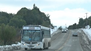 Por falta de pago de los subsidios, amenazan con un paro en el transporte de Bariloche