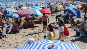 Pronostican una primavera y verano más cálidos de lo normal en Argentina