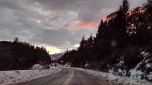Paso Pino Hachado cerrado y algunas rutas de Neuquén intransitables por nieve y hielo 