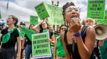 Imagen de Facebook colaboró con la policía en un caso de aborto en los Estados Unidos: entregó mensajes privados