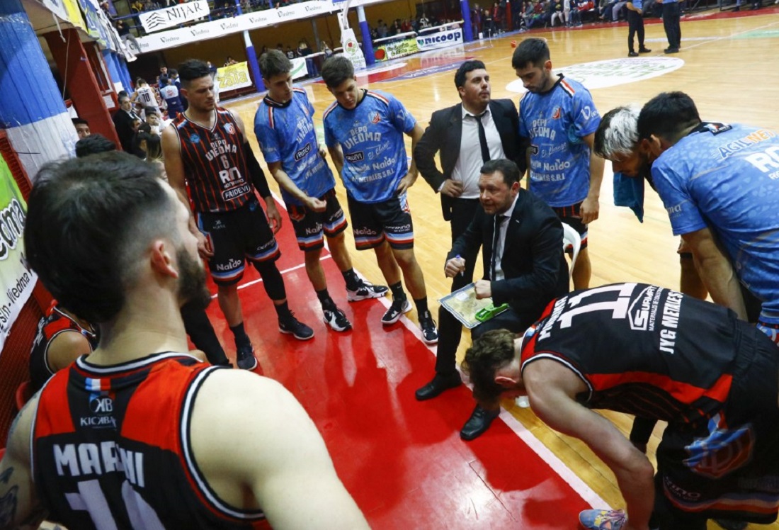 Guillermo Bogliacino ya cuenta con 10 jugadores para la próxima temporada. Foto: Pablo Leguizamon.