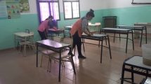 Imagen de Separaron a las directoras denunciadas por discriminación en Centenario y vuelven las clases 