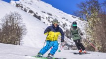 Imagen de ¿Por qué se viene el mejor mes para ir a esquiar?Arranca la temporada baja en los cerros neuquinos