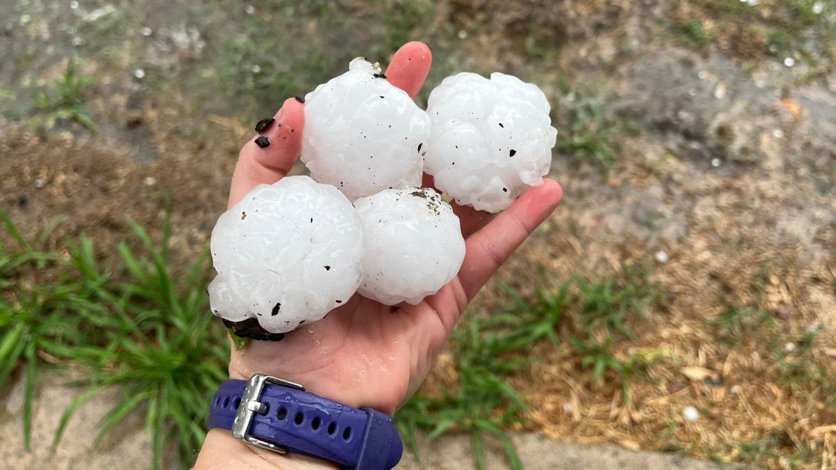 El granizo que cayó en el noroeste de España llegó a tener 11 centímetros de diámetro.