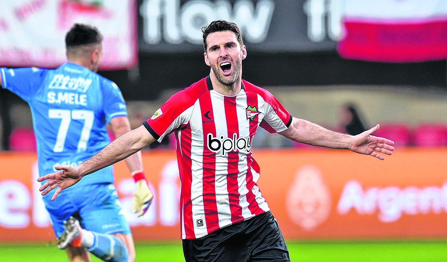 Mauro Boselli le dio la victoria a Estudiantes de La Plata. 