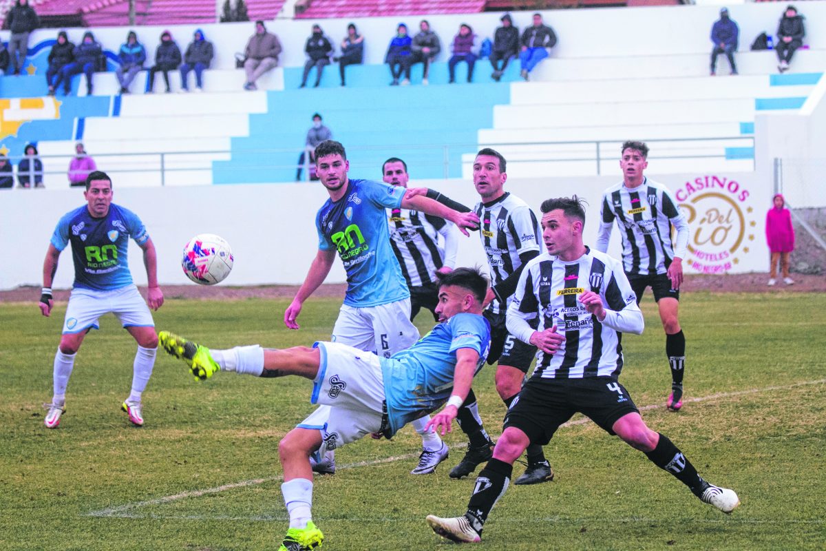 El Albiceleste recibe en Viedma a Ferro de Pico desde las 15.

foto: Pablo Leguizamon