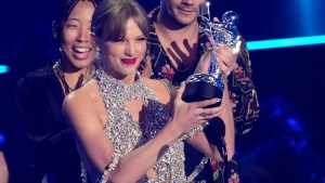 Taylor Swift, la aparición de Johnny Depp y todo lo que dejaron los Premios MTV