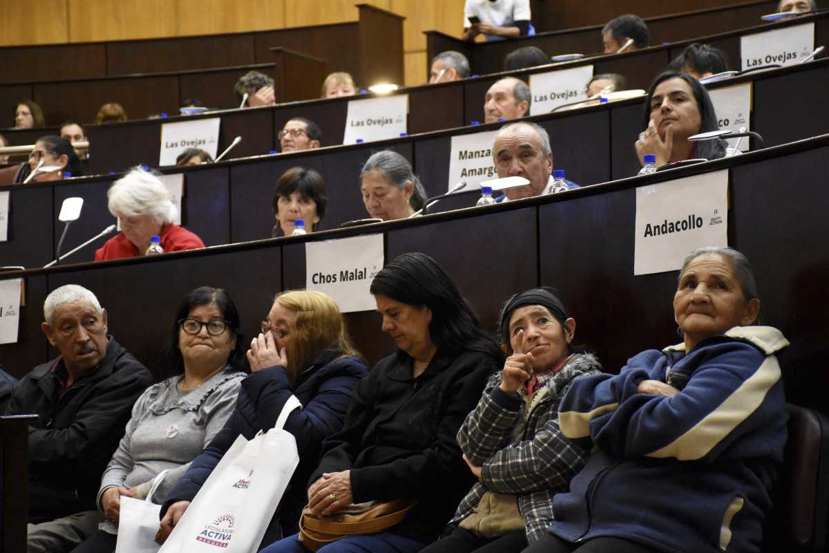 El recinto recibió esta mañana a 150 diputados por un día. Foto: Matías Subat.