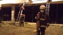 Imagen de Repudian grave agresión a Bomberos de San Martín de los Andes