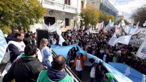 La marcha provincial de Unter en Viedma en fotos