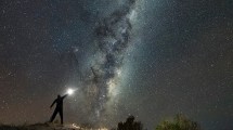 Imagen de Un rionegrino sacó una foto del cielo de Villa Traful y la Nasa lo premió: mirá cómo la consiguió