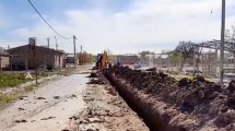 Imagen de Amplían la red cloacal en barrios de la zona oeste de Chichinales