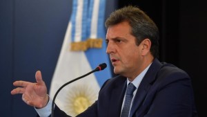 Massa viaja a EE.UU. para sumar respaldo internacional tras las observaciones del FMI