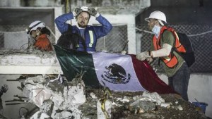 Sismo de 7,6 grados sacude México en la misma fecha en la que hubo dos grandes tragedias