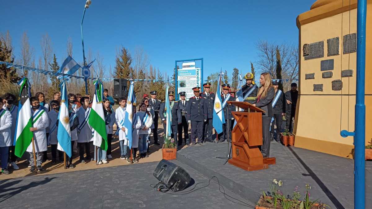 Los actos de festejo por el 143º Aniversario de Roca comenzaron esta mañana, en la plaza Villegas del barrio Stefenelli.