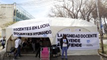 Imagen de Conflicto docente: Unter confirmó que mantendrá el acampe frente a Gobierno y el ayuno