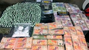 Secuestraron 3 millones de pesos, drogas, y hay dos imputados por narcotráfico en Catriel